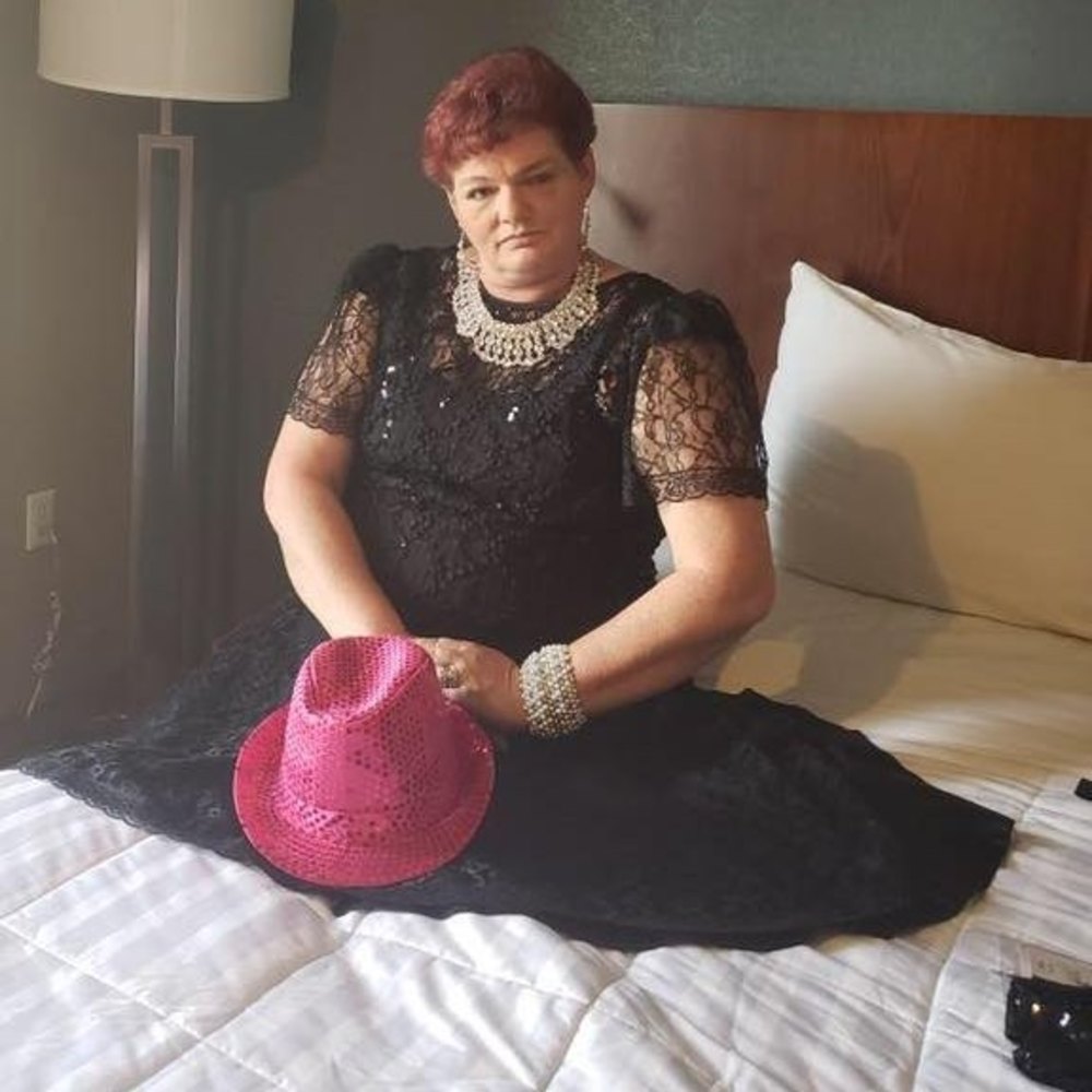 Meet your Posher, Edna